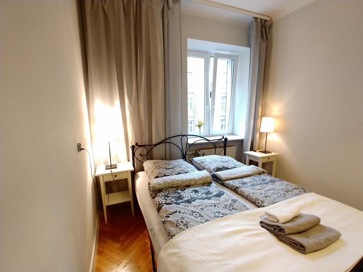 Warszawa, Centrum, Wiejska 15, Kamienica Apartment Luaran gambar